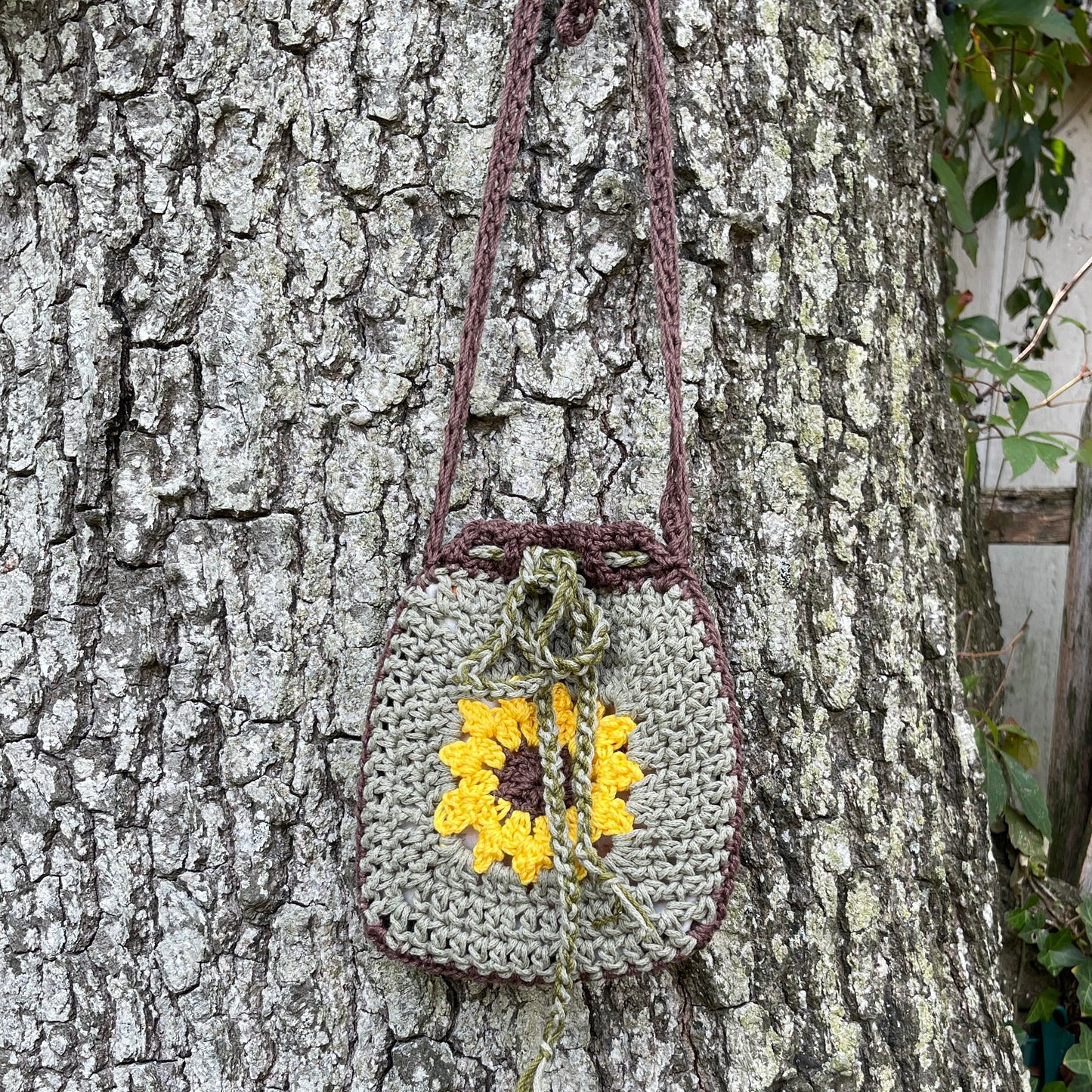 Sunflower Pouch Green
